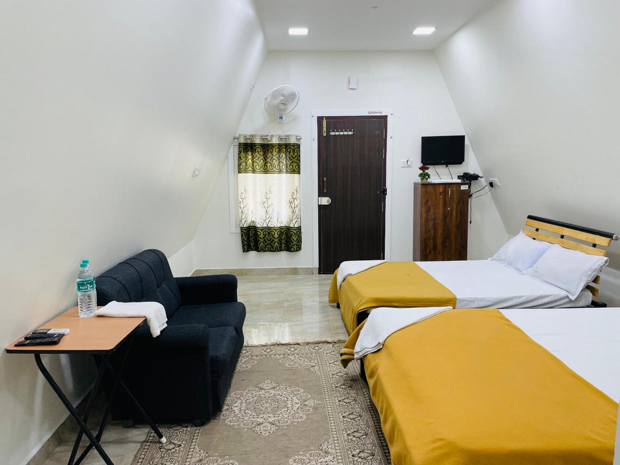 Greenleaf Resorts And Restaurant Rameshwaram Exterior photo