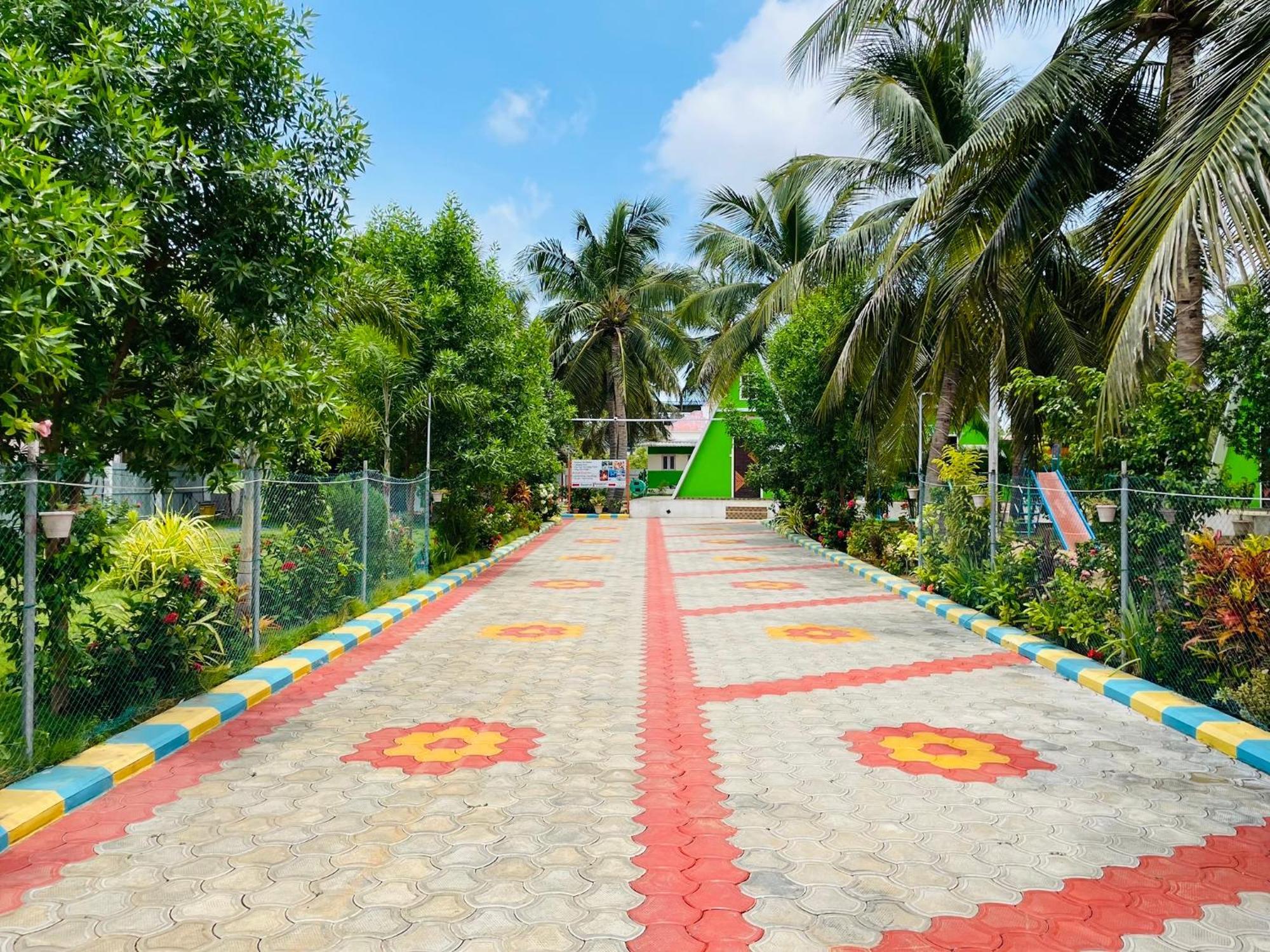 Greenleaf Resorts And Restaurant Rameshwaram Exterior photo