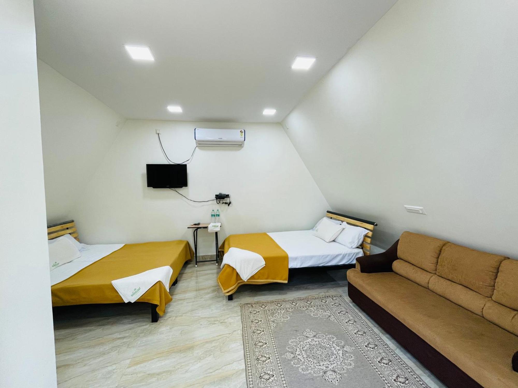 Greenleaf Resorts And Restaurant Rameshwaram Exterior photo
