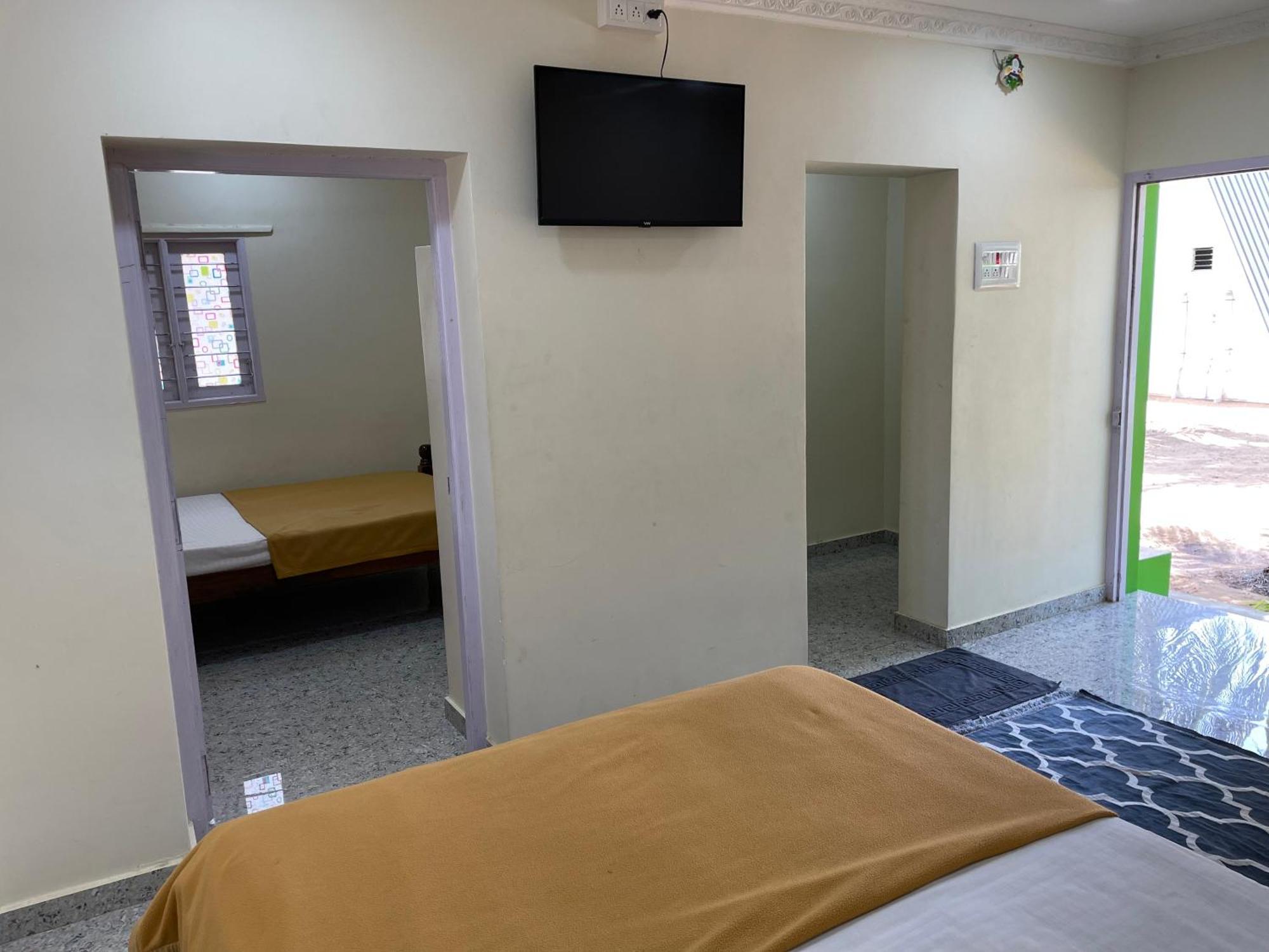 Greenleaf Resorts And Restaurant Rameshwaram Exterior photo
