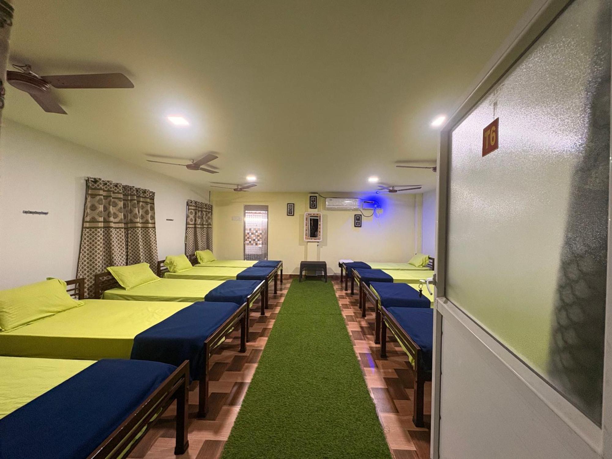 Greenleaf Resorts And Restaurant Rameshwaram Exterior photo