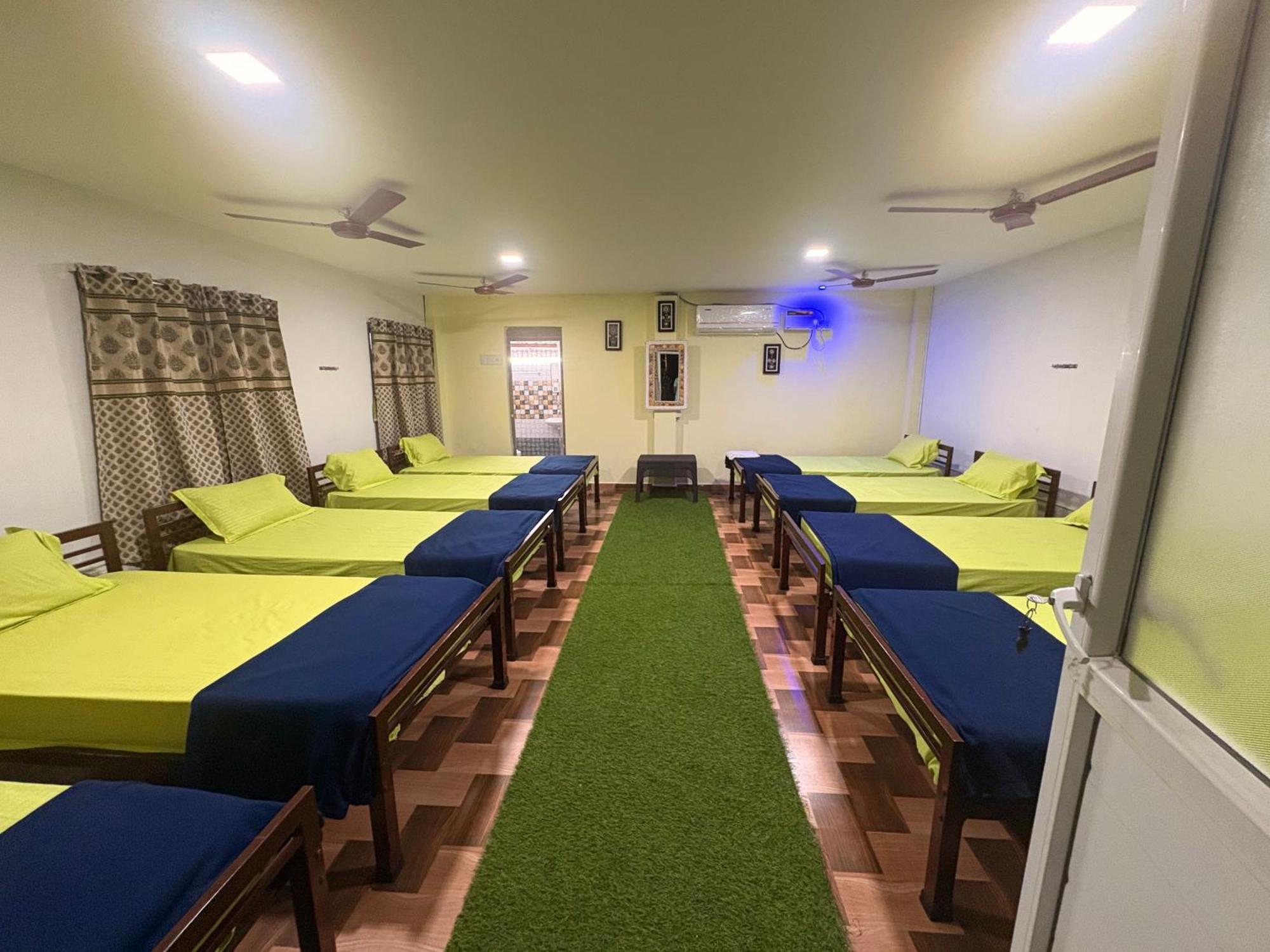 Greenleaf Resorts And Restaurant Rameshwaram Exterior photo